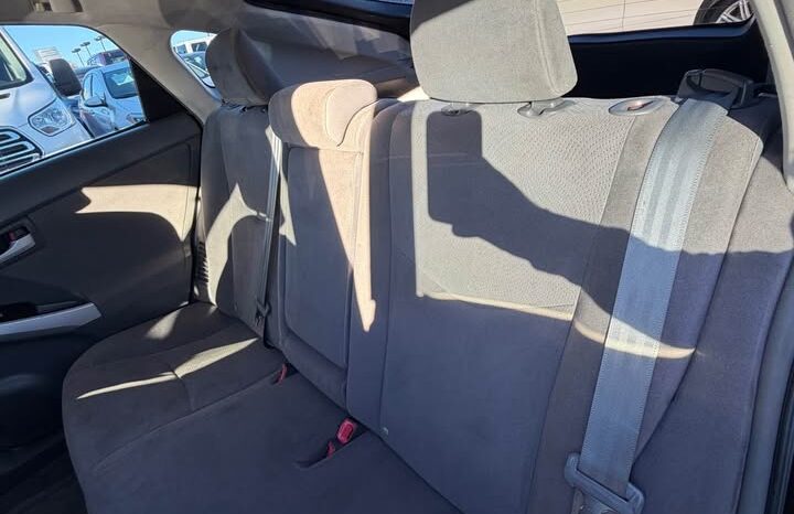 
								2010 Toyota prius full									