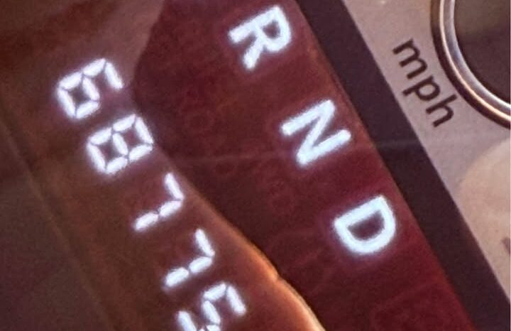 
								2010 Volkswagen routan full									