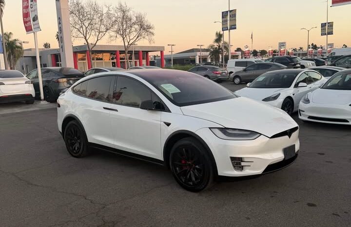 
								2019 Tesla model x Performance Sport Utility 4D full									