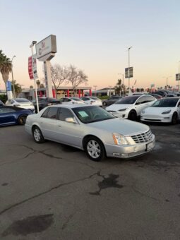 
										2006 Cadillac dts Sedan 4D full									