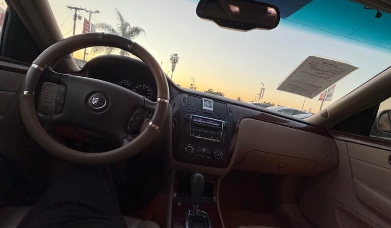 
								2006 Cadillac dts Sedan 4D full									