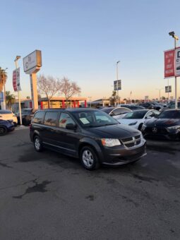 
										2012 Dodge grand caravan passenger SXT Minivan 4D full									