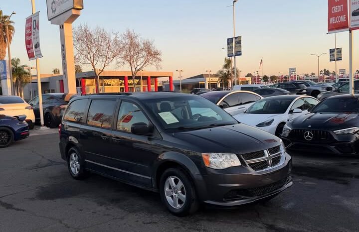 
								2012 Dodge grand caravan passenger SXT Minivan 4D full									