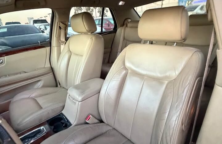 
								2006 Cadillac dts Sedan 4D full									