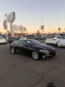 2016 Tesla model s 90D Sedan 4D
