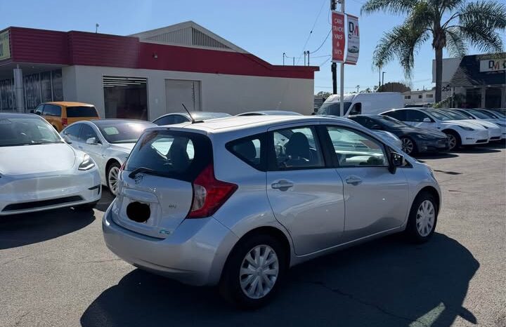 
								2016 Nissan versa note full									