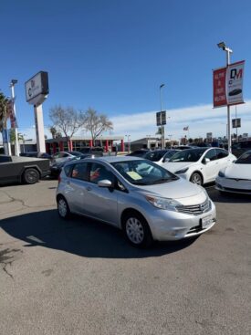2016 Nissan versa note
