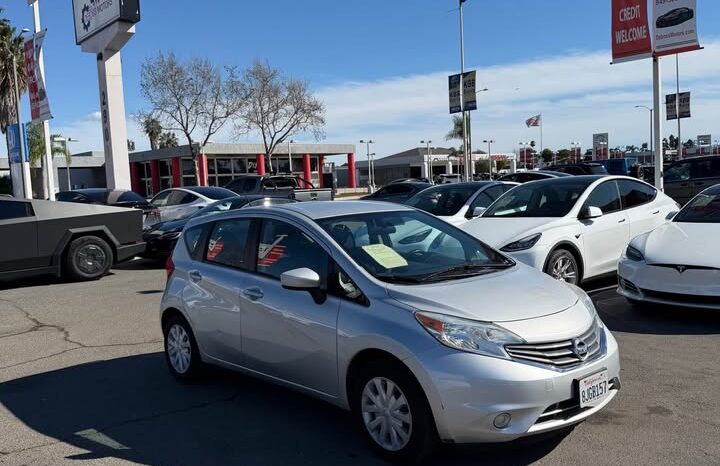 
								2016 Nissan versa note full									