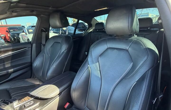 
								2019 BMW 5 series 530i Sedan 4D full									