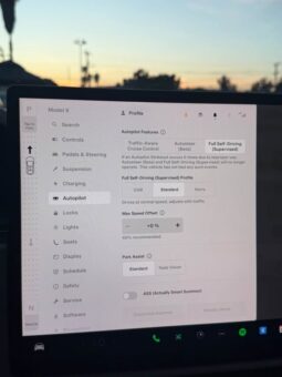 
										2022 Tesla model x Plaid Sport Utility 4D full									