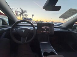 
										2024 Tesla model y Standard Range Sport Utility 4D full									