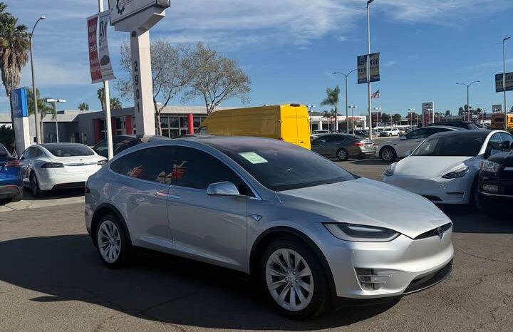 
								2016 Tesla model x 75D Sport Utility 4D full									