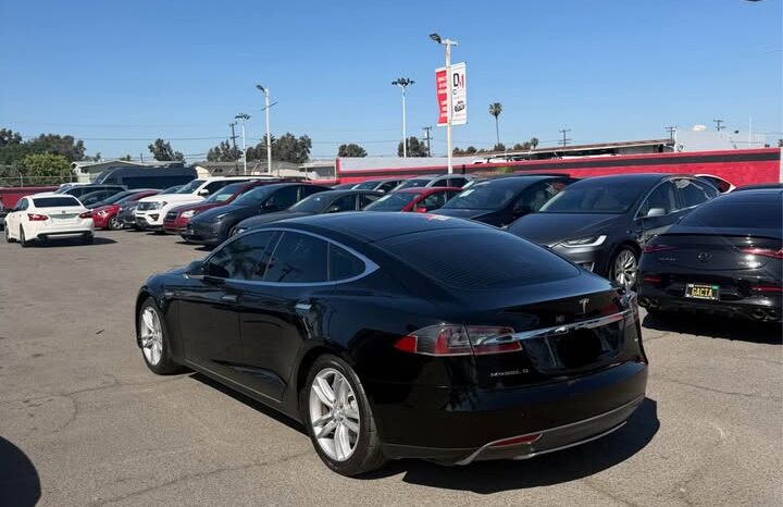 
								2014 Tesla model s 60 Sedan 4D full									