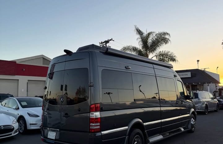 
								2014 Mercedes-Benz sprinter 3500 crew High Roof w/170″ WB Van 3D full									