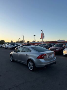 2013 Volvo s60 T5 Sedan 4D