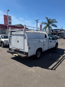 
										2017 Ford f250 regular cab full									