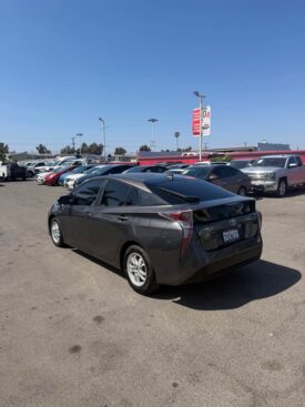 2017 Toyota prius