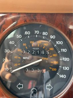 
										1988 Rolls-Royce Silver Spur full									