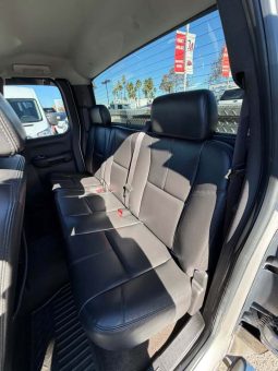 
										2008 Chevrolet Silverado full									