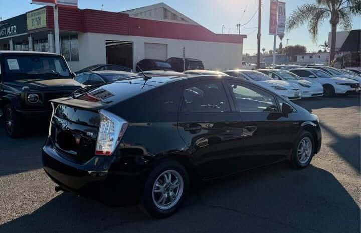 
								2010 Toyota prius full									