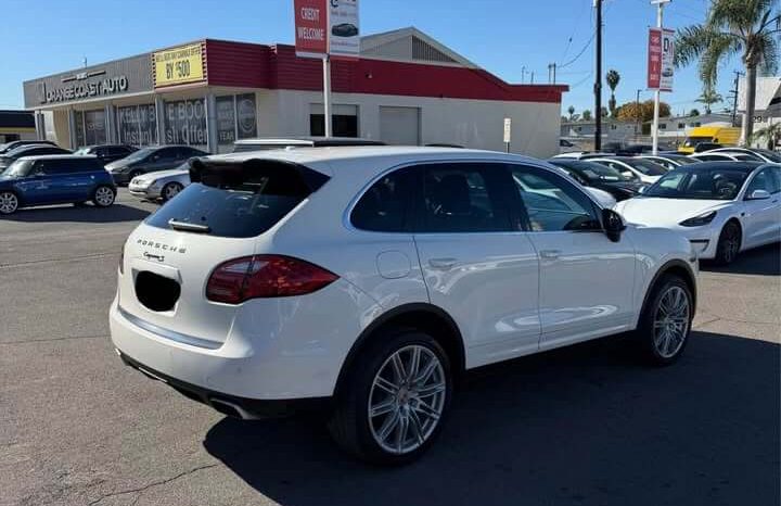 
								2011 Porsche cayenne S full									