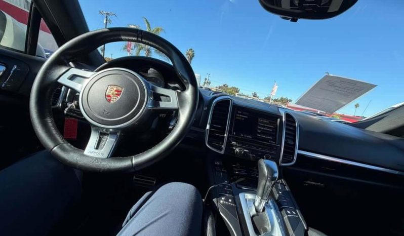 
								2011 Porsche cayenne S full									