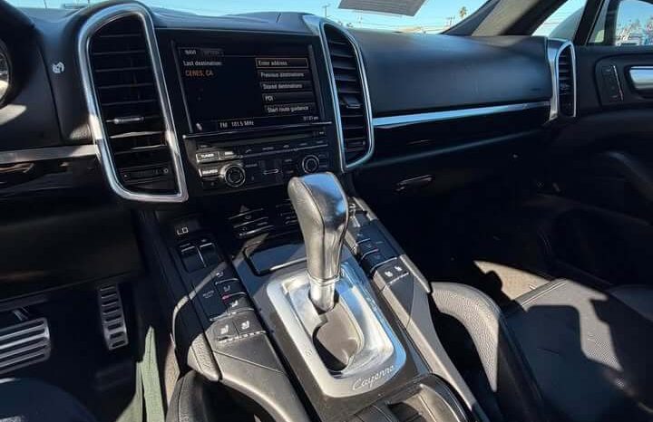 
								2011 Porsche cayenne S full									