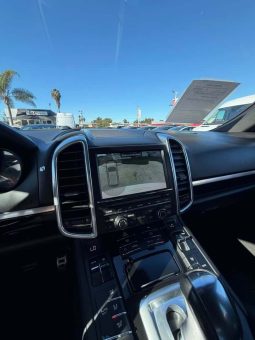 
										2011 Porsche cayenne S full									