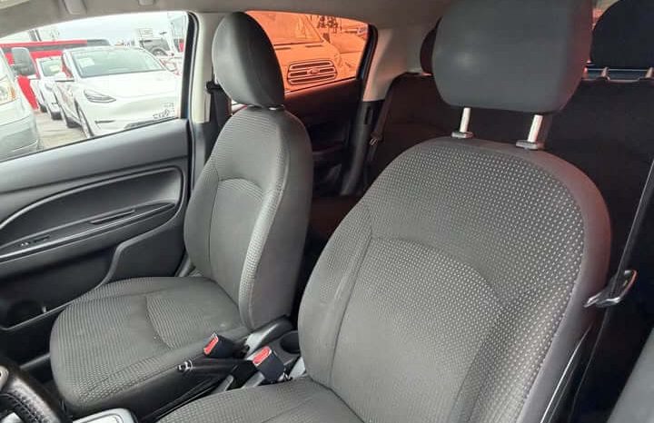 
								2015 Mitsubishi Mirage ES Hatchback full									