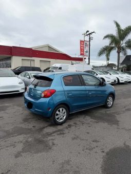
										2015 Mitsubishi Mirage ES Hatchback full									