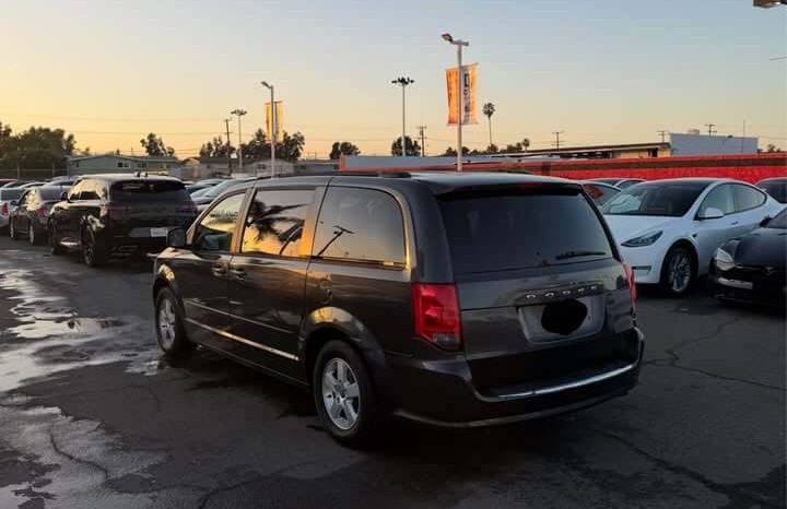 
								2012 Dodge Grand Caravan Passenger SXT Minivan 4D full									