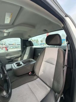 
										2008 Chevrolet Silverado full									