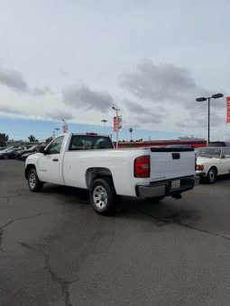 
										2008 Chevrolet Silverado full									