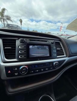 
										2014 Toyota Highlander full									