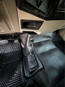 
										2010 Ford f550 super duty regular cab & chassis XLT Cab & Chassis 2D full									