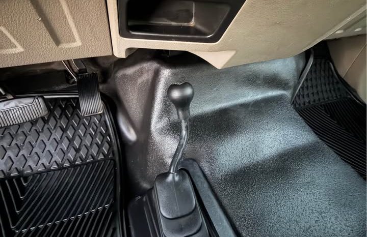 
								2010 Ford f550 super duty regular cab & chassis XLT Cab & Chassis 2D full									