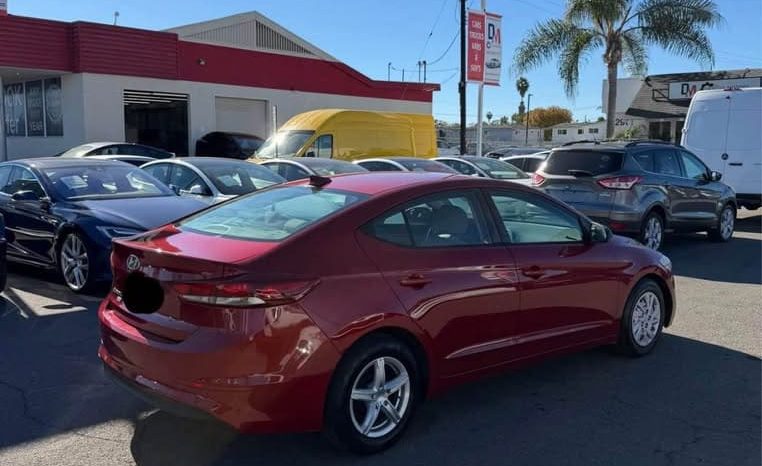 
								2017 Hyundai elantra full									