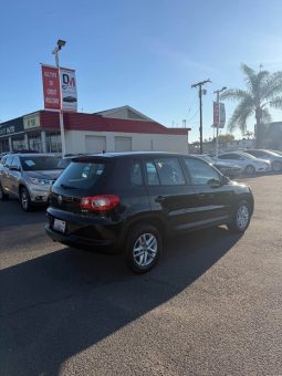 
										2011 Volkswagen tiguan full									