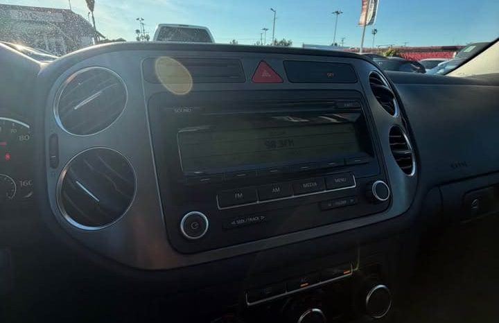 
								2011 Volkswagen tiguan full									