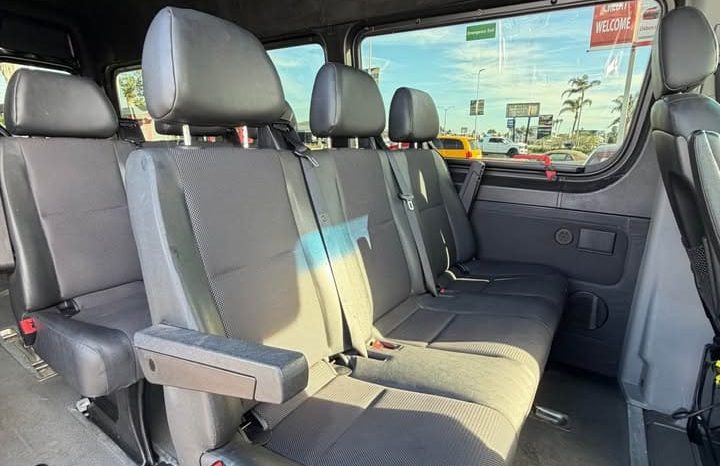 
								2016 Mercedes-Benz sprinter 2500 passenger full									