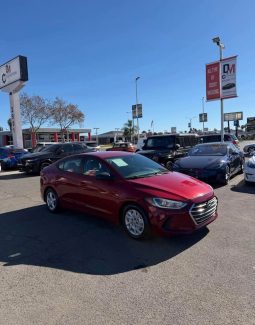 
										2017 Hyundai elantra full									