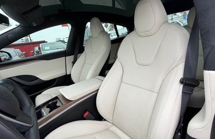 
								2022 Tesla model s Long Range Sedan 4D full									