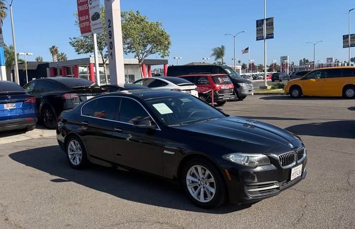 
								2014 BMW 5 series 528i xDrive Sedan 4D full									
