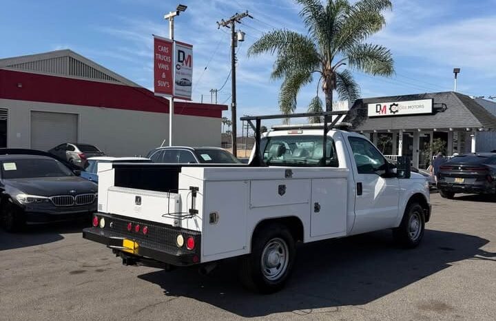 
								2012 Ford f250 regular cab full									