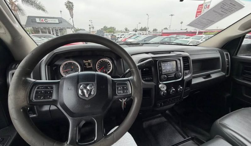 
								2018 Ram 3500 crew cab Tradesman full									