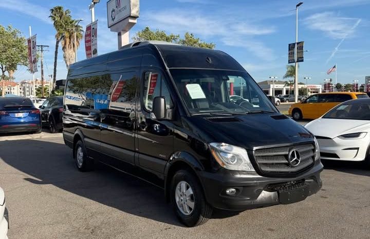
								2016 Mercedes-Benz sprinter 2500 passenger full									