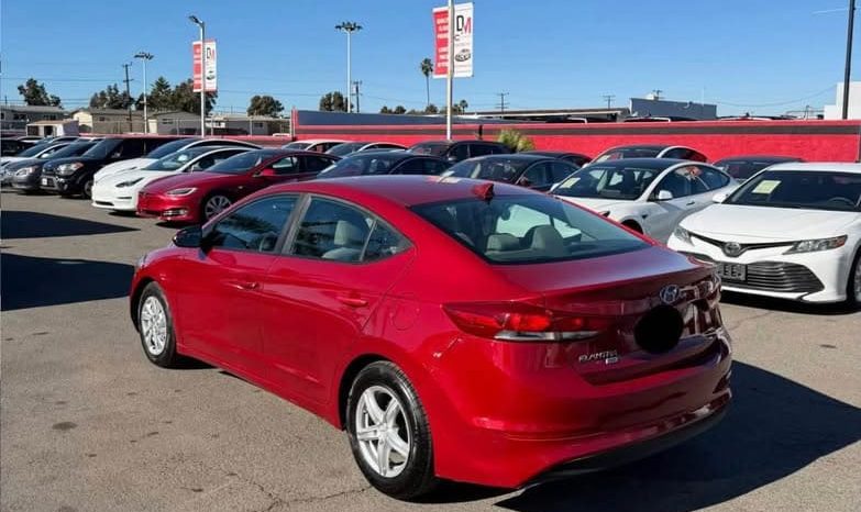 
								2017 Hyundai elantra full									