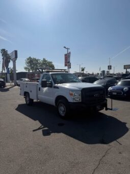 
										2012 Ford f250 regular cab full									