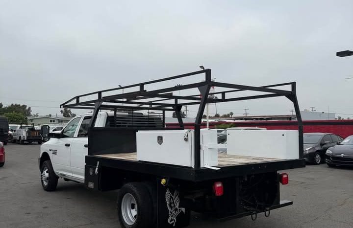 
								2018 Ram 3500 crew cab Tradesman full									