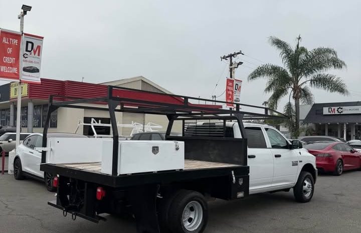 
								2018 Ram 3500 crew cab Tradesman full									